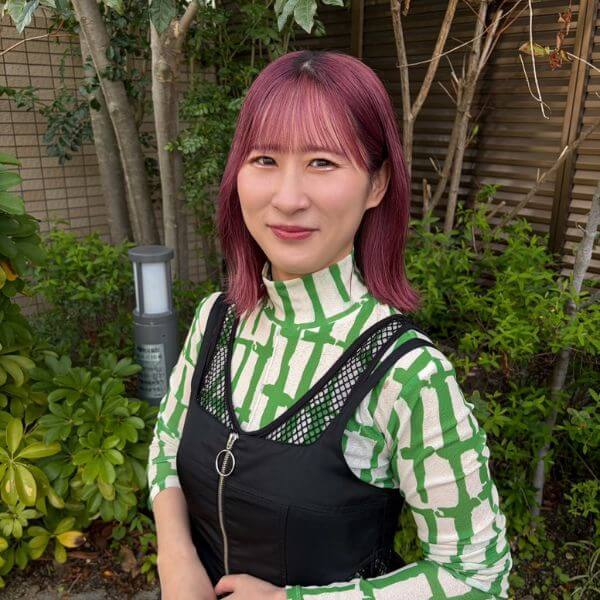 ブレスのスタッフ、'橋柿実紀'の写真